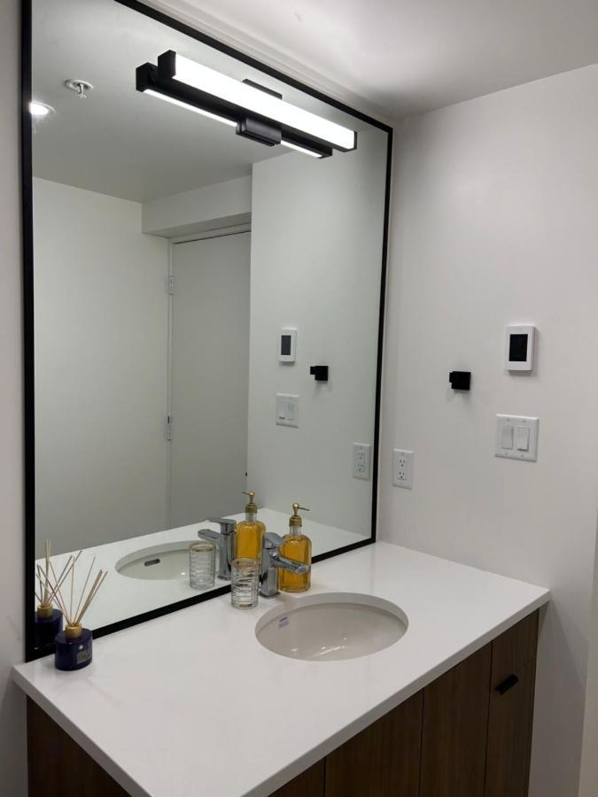 Victoria Private Studio Suite Colwood Экстерьер фото